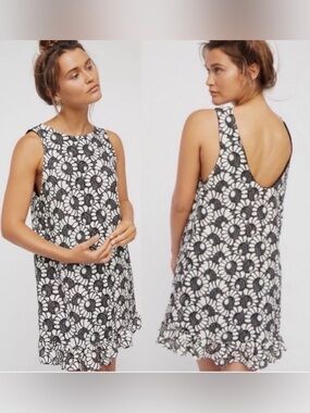 Free People Loretta Mini Dress Black and White Floral Daisy Embroidery sz Small